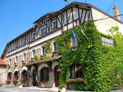 Val Des Bois Bed & Breakfast Warmeriville Bagian luar foto